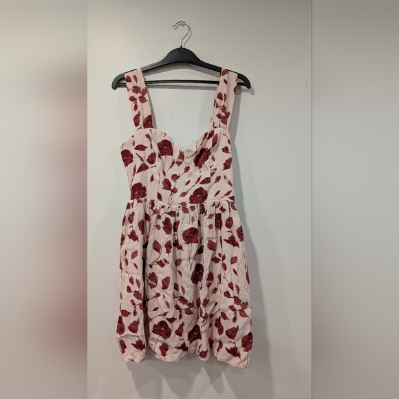 Dynamite floral mini dress in size small - Picture 1 of 2